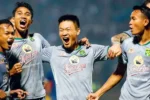 7 Tahun Tak Terkalahkan! Bernardo Tavares Jaga Harga Diri Persebaya di Derbi Jawa Timur vs Arema FC