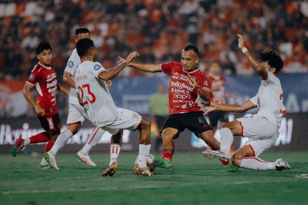 Bali United vs Malut United: Laga Memukau di Dipta, Yachida Bawa Ancaman Mematikan