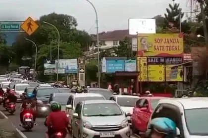 Bangunan Liar Dihapus di Tujuh Simpang Puncak Bogor: Upaya Atasi Macet dan Ancaman Bencana