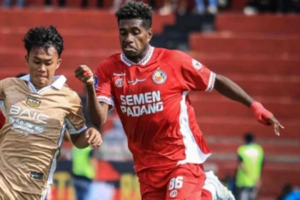 Drama 0-1 di Haji Agus Salim: Semen Padang Gagal Halangi Madura United, Tekanan Degradasi Meningkat