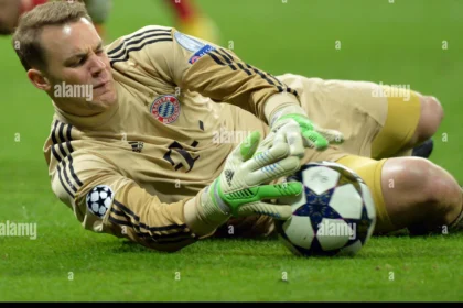 Manuel Neuer Terpuruk di Semifinal: 5 Gol Tanpa Penyimpanan dan Insiden Ball Boy PSG yang Viral