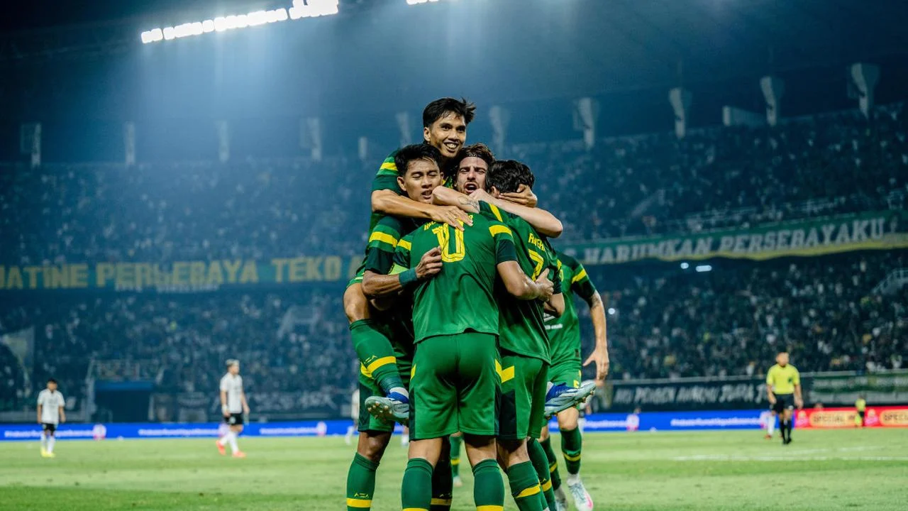 Persebaya Surabaya Tembus 4 Besar Super League 2025/2026, Pencapaian Mengguncang Klasemen!