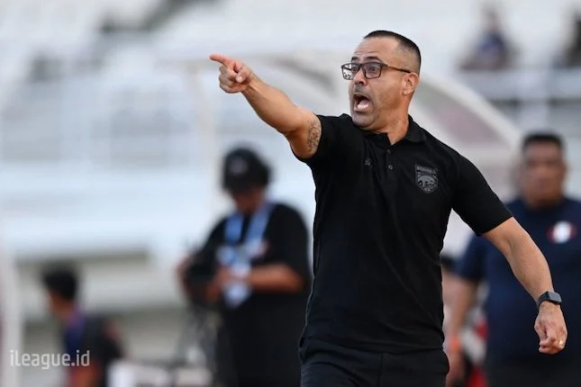 Prediksi Borneo FC vs Semen Padang: Ambisi Kudeta Persib, Tantangan Dandri Dauri & Strategi Fabio Lefundes