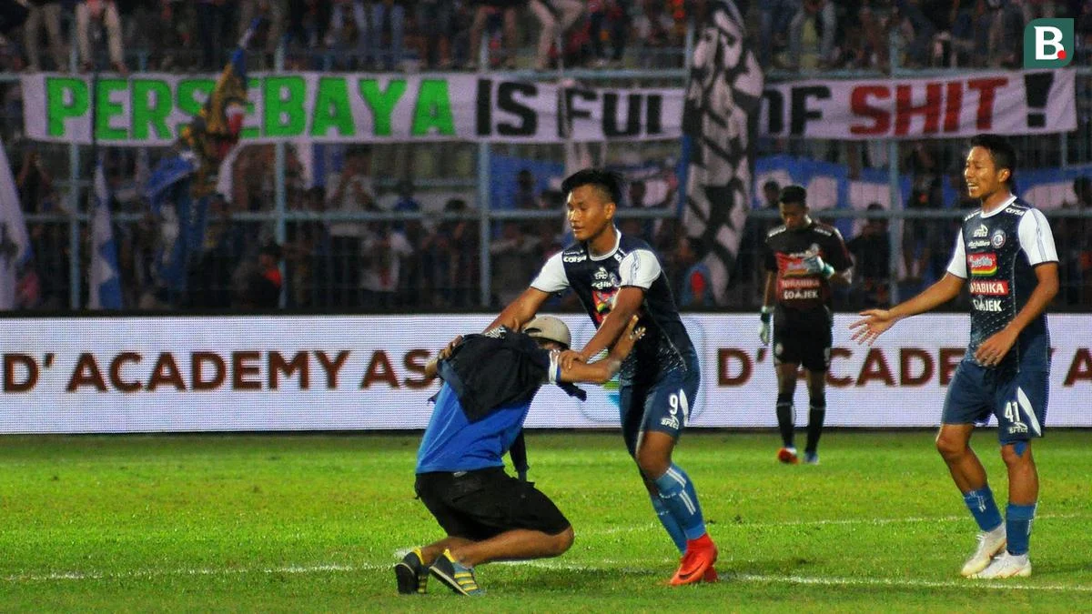 PSSI Kecam Tendangan Kungfu Fadly Alberto, Minta Komdis Usut Tuntas dan Beri Sanksi Tegas