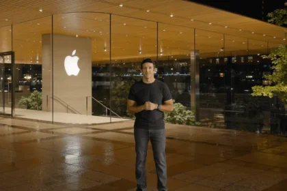 Tim Cook Akhiri 15 Tahun Memimpin Apple, John Ternus Siap Bawa Era Baru