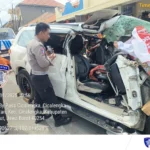 Tragedi Menggemparkan: Mahasiswa 19 Tahun Tewas Tabrak Truk Parkir di Abiansemal Badung