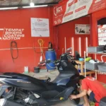 Trik Pedagang Poles Motor Bekas Jadi Kinclong: Apa yang Sebenarnya Tersembunyi?