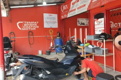Trik Pedagang Poles Motor Bekas Jadi Kinclong: Apa yang Sebenarnya Tersembunyi?