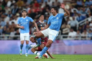 Benjamin Šeško Bikin Kehebohan: Gol Kontroversial 'Hand of God' dan Cedera yang Mengguncang Manchester City