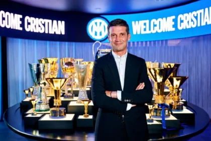 Cristian Chivu Bawa Inter Milan ke Scudetto ke-21: Kisah Pelatih Langka yang Hanya Muncul Sekali dalam 88 Tahun