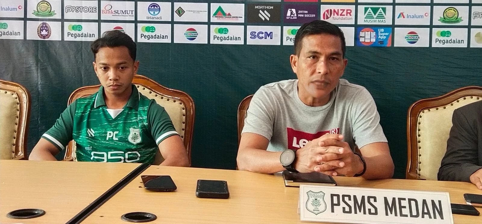 Drama Menegangkan PSMS Medan vs Persiraja: Pelatih Berkabung Tetap Pimpin Tim