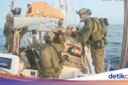 Israel cegat armada bantuan di Laut Mediterania: Drone, Senjata Api, dan Kontroversi Hukum Internasional