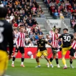 Menang atas Brentford, Michael Carrick Ingatkan Pemain United Tidak Berlebihan Merayakan