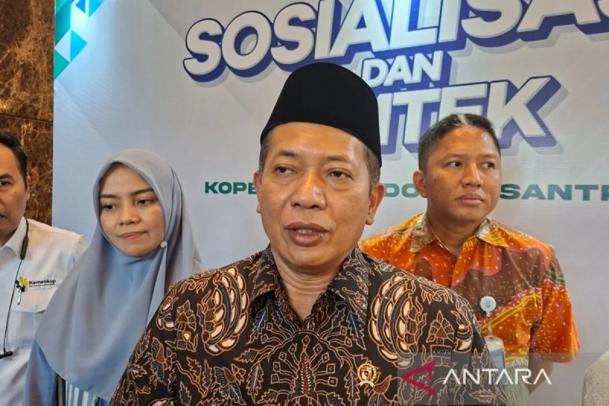 Menkop Ferry Juliantono Dorong Pembentukan Koperasi Pesantren Bersama Habib Rizieq Shihab