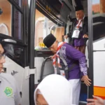 Momen Haru Perpisahan Jemaah Haji di Asrama Surabaya: Sentuhan Emosional & Layanan Efisien