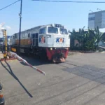 Penertiban Perlintasan Sebidang Dipercepat Pemerintah Pasca Kecelakaan KRL di Bekasi Timur