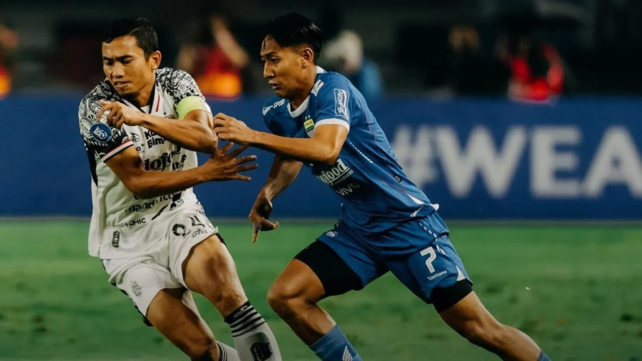 Persib comeback Gila: Dari Tertinggal 0-2 hingga Puncak Klasemen 69 Poin