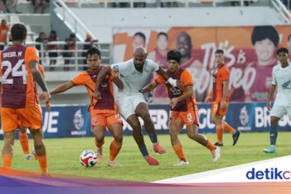 Puncak Klasemen Memanas, Borneo FC Andalkan Jalur Langit Menuju Gelar Juara