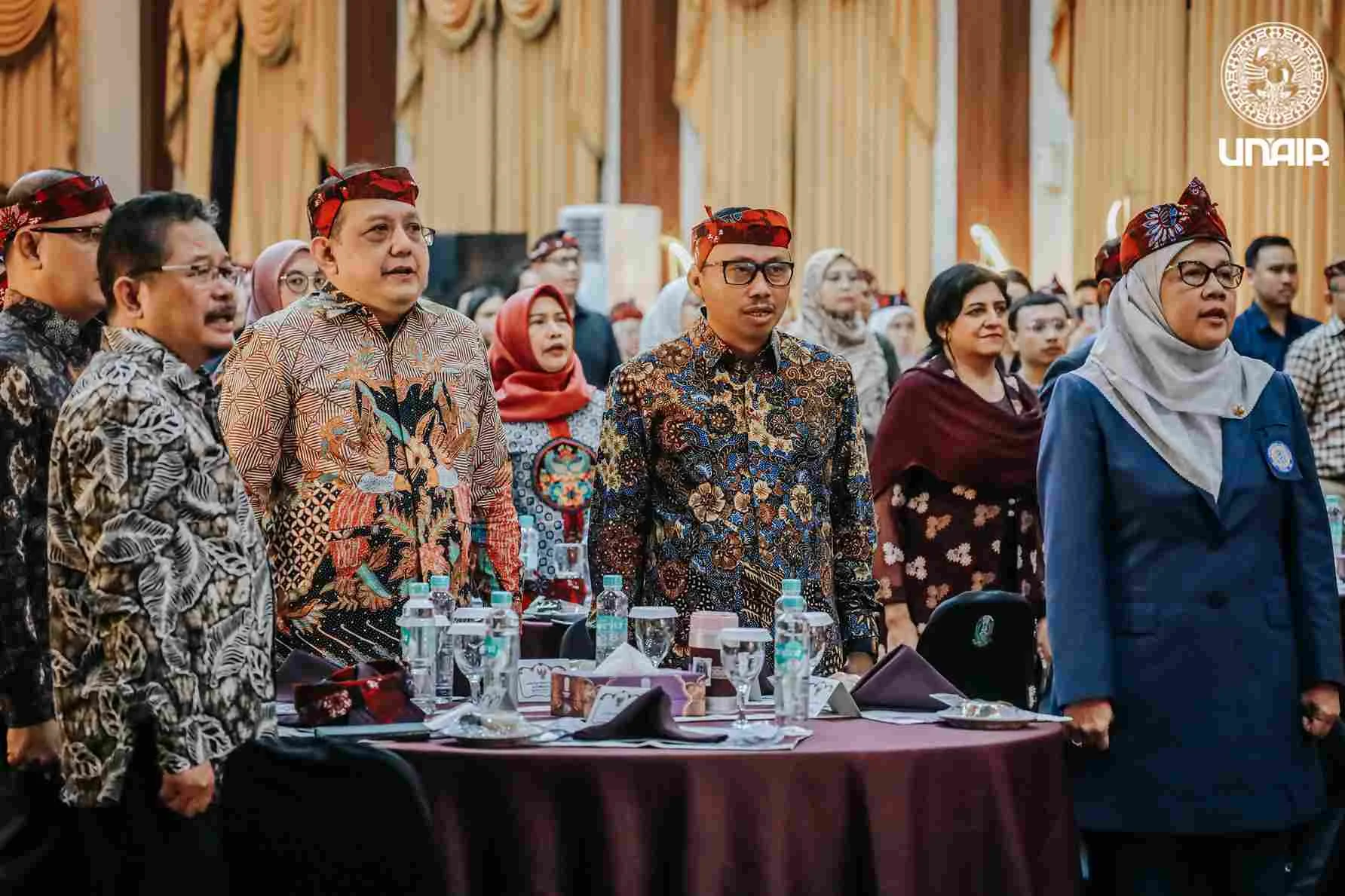 Teddy Tegaskan Komitmen Pemerintah di Hardiknas 2026: Akses Pendidikan Setara, Saran Komunitas Diperlukan